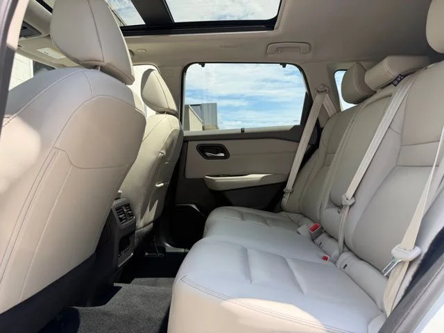 Certified Used 2023 White Nissan SL image 38