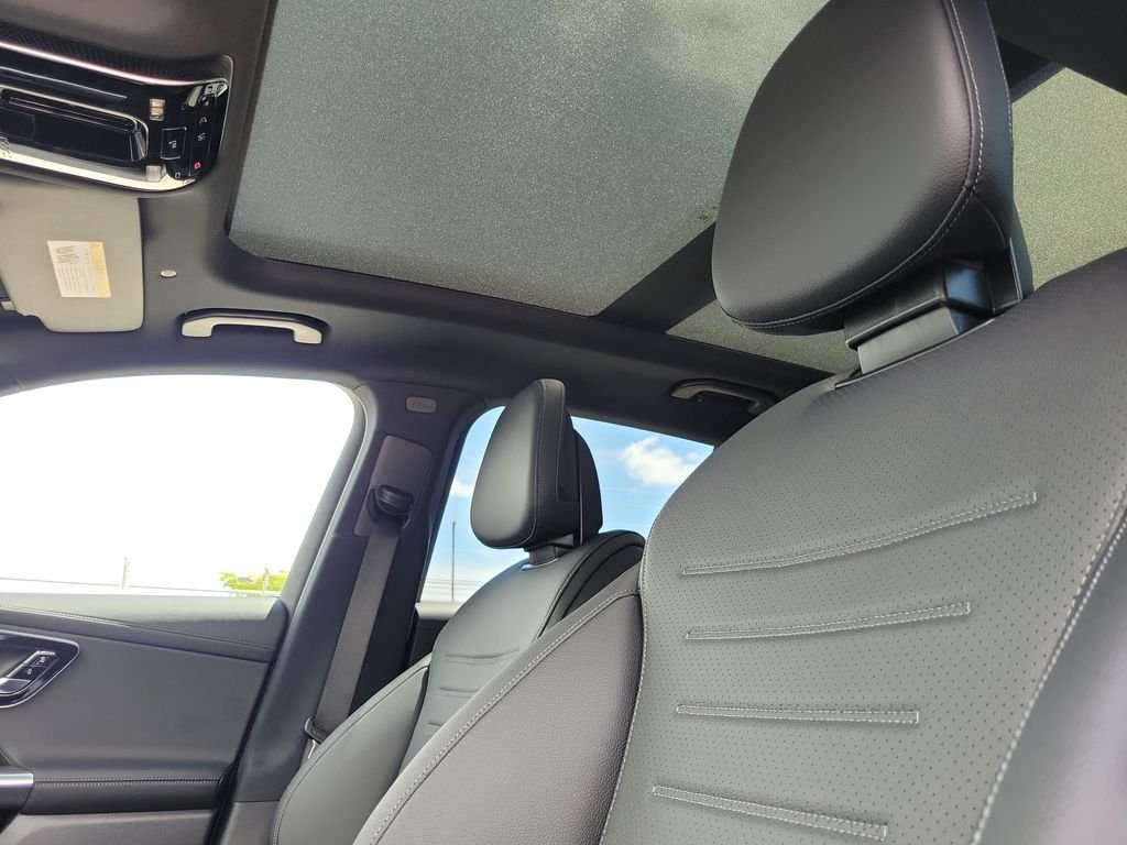 New 2027 Cirrus Silver Metallic Mercedes-Benz GLC 300 image 20