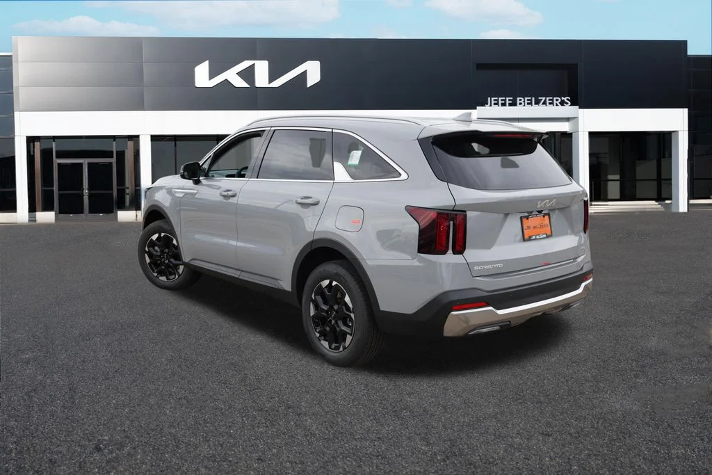 New 2026 Wolf Gray Kia S image 5