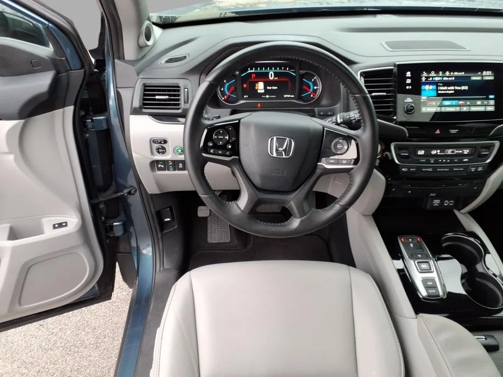 2021 Honda Pilot Touring - Photo 15