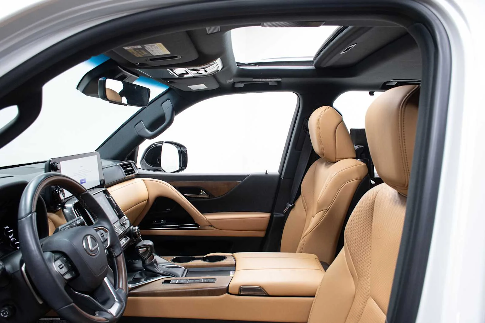 Used 2024 Eminent White Pearl Lexus Luxury image 13