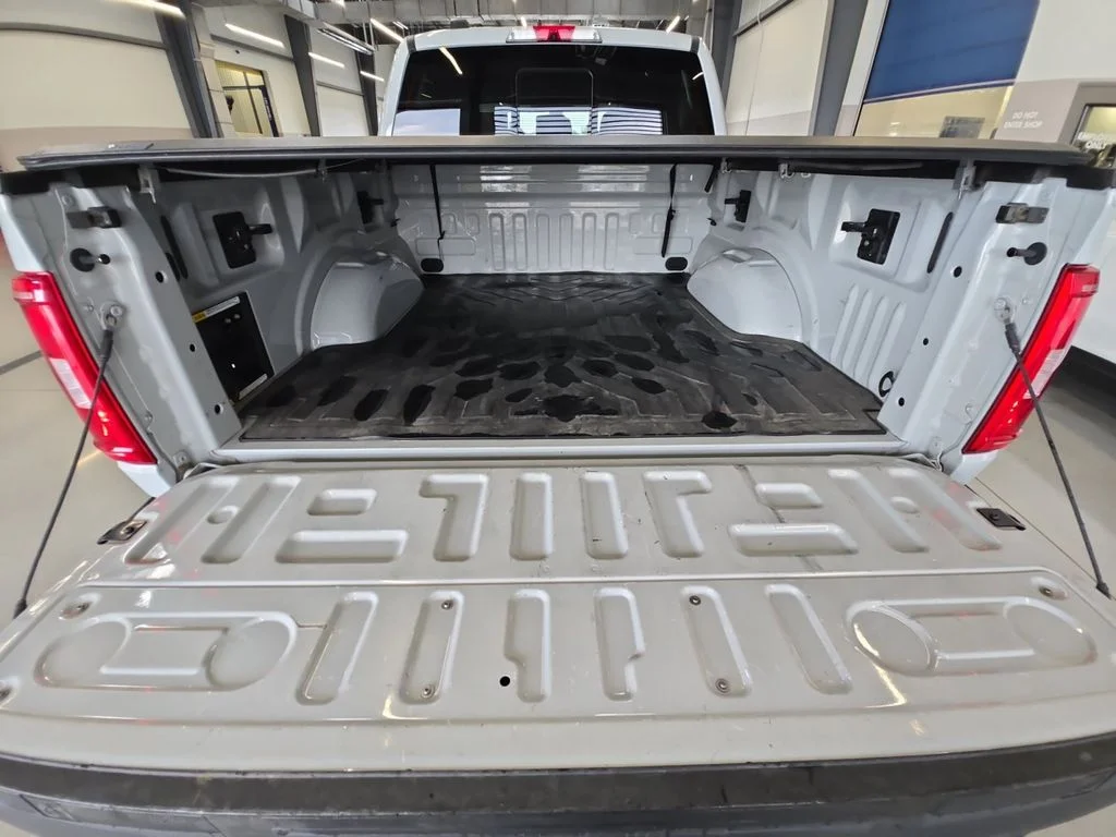 Used 2023 White Ford XLT image 23