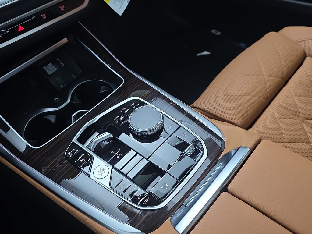 New 2027 Mineral White Metallic BMW xDrive40i image 26