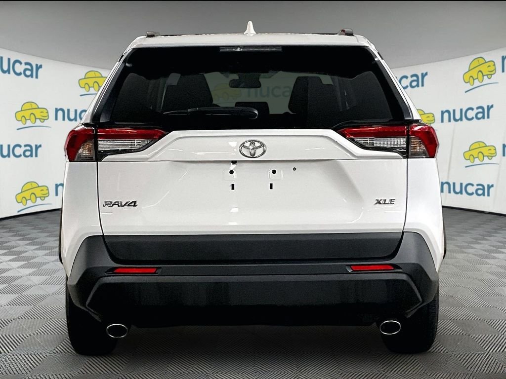 Used 2024 White Toyota XLE image 5