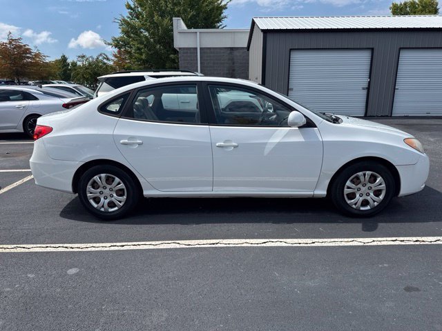 Used 2009 White Hyundai GLS image 6