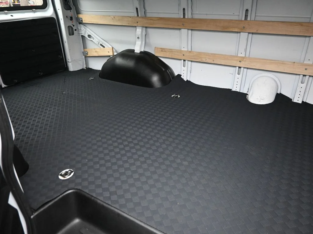 Used 2024 White GMC Work Van image 10