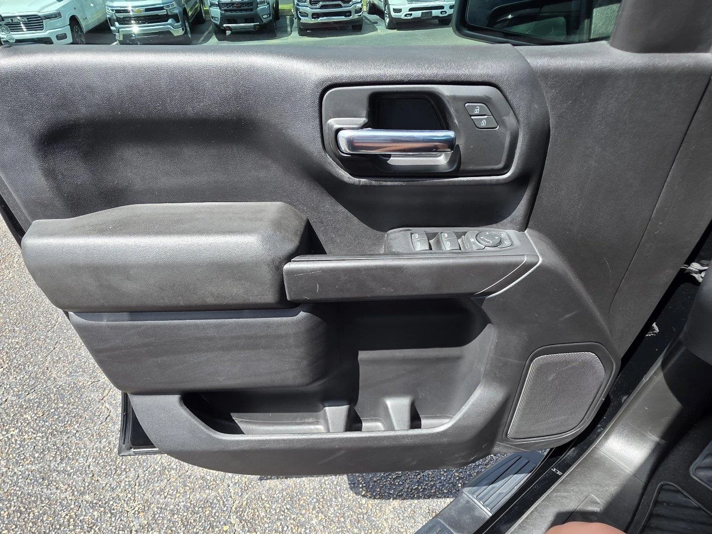 Used 2023 Black Chevrolet Custom image 25
