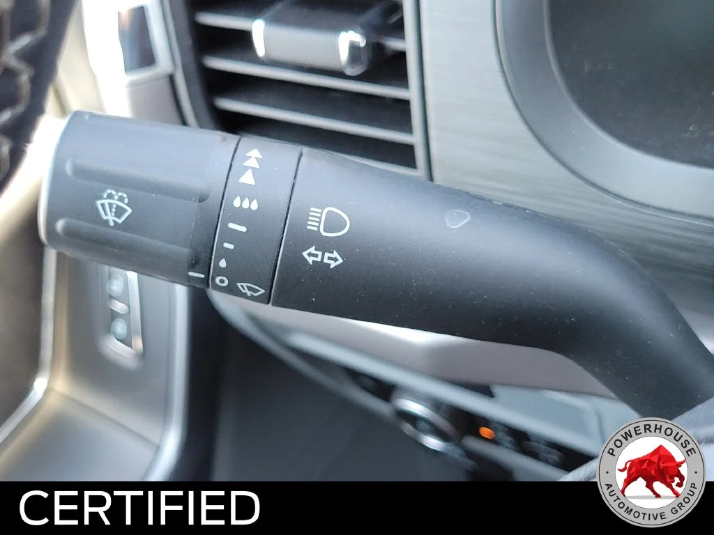 Used 2025 Gray Ford XLT image 30