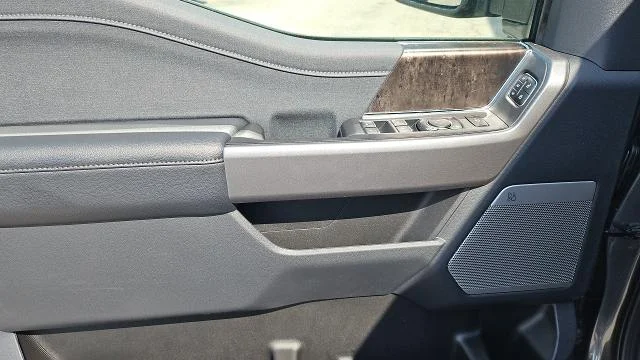 New 2026 Carbonized Gray Metallic Ford Lariat 4WD image 22