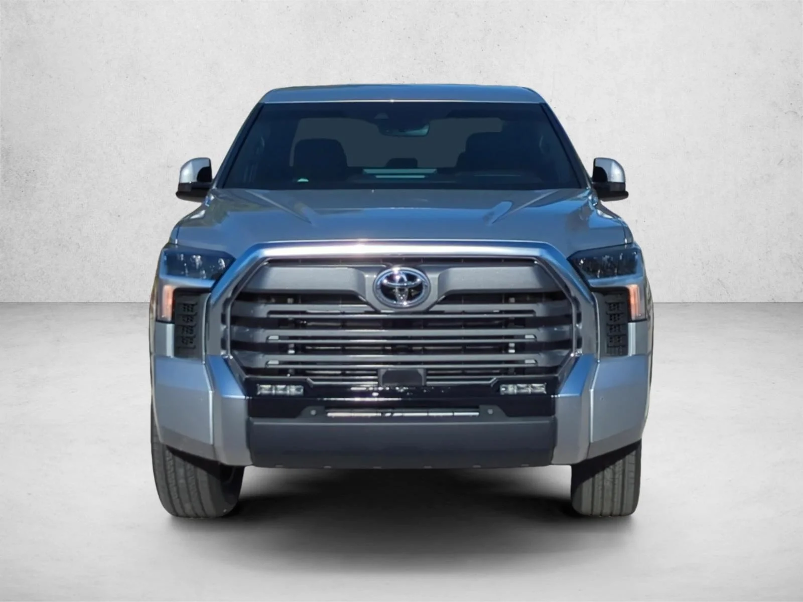 2025 Toyota Tundra Limited - Photo 6