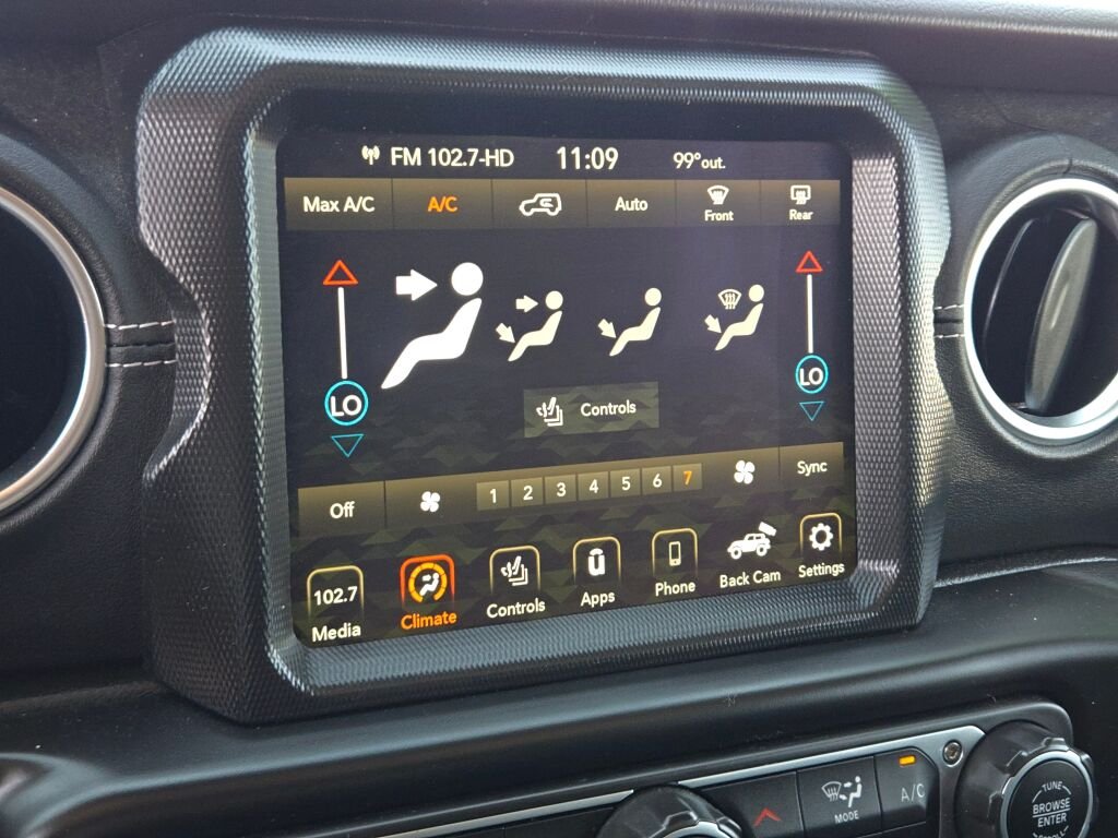 Used 2023 Black Jeep Sahara 4xe image 27