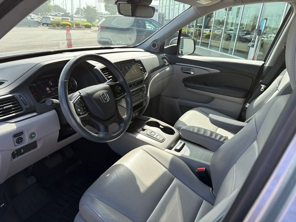 Used 2022 Silver Honda Special Edition image 16