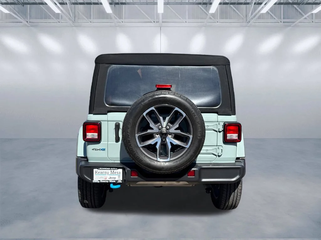 Used 2024 Gray Jeep Sport S 4xe image 5