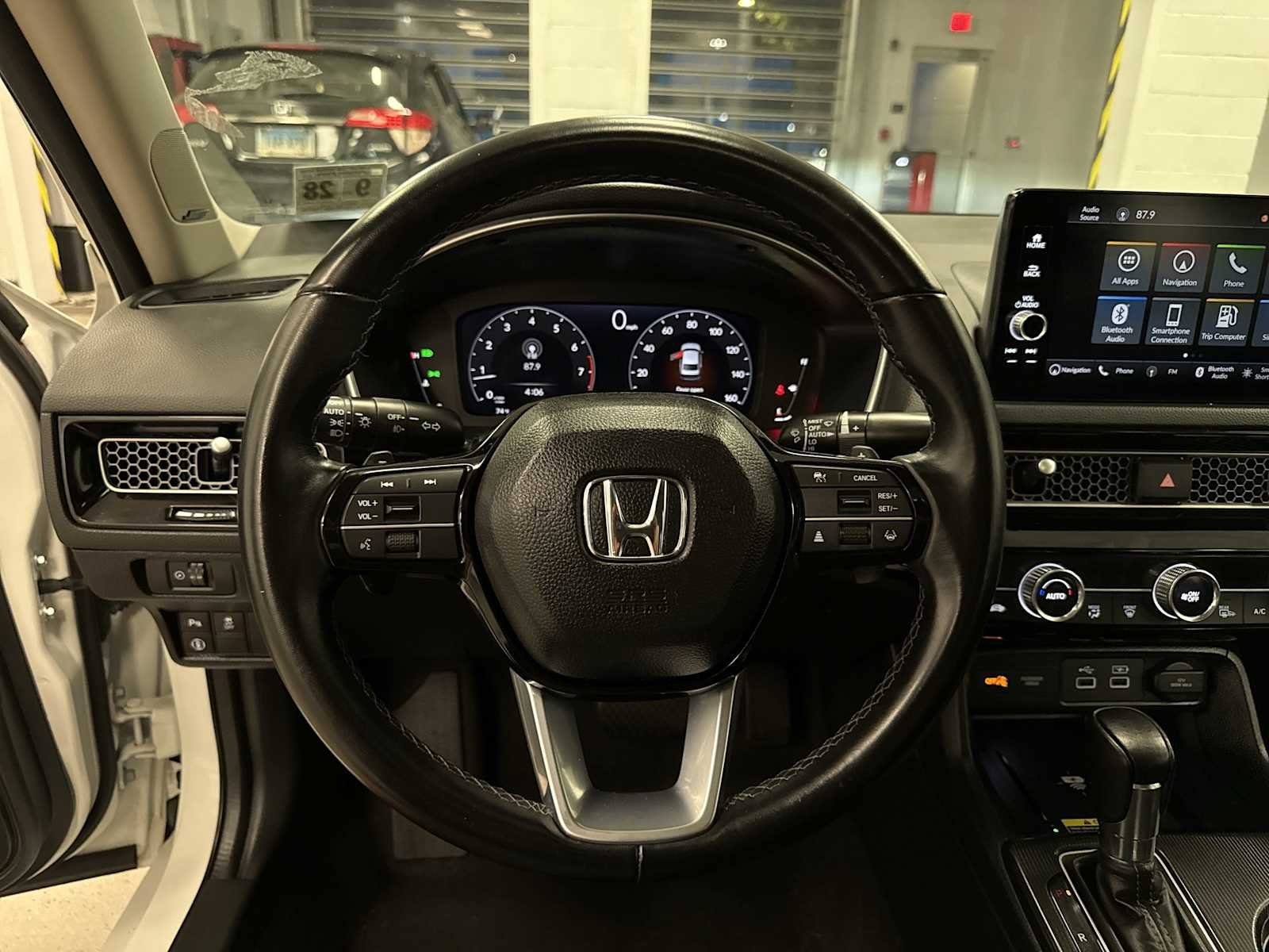 Used 2023 White Honda Touring image 18