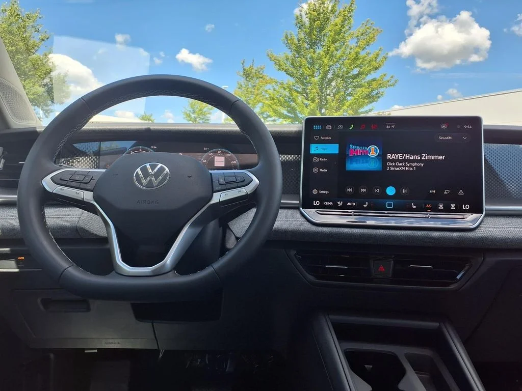 New 2026 Pure White Volkswagen 2.0T SE image 13