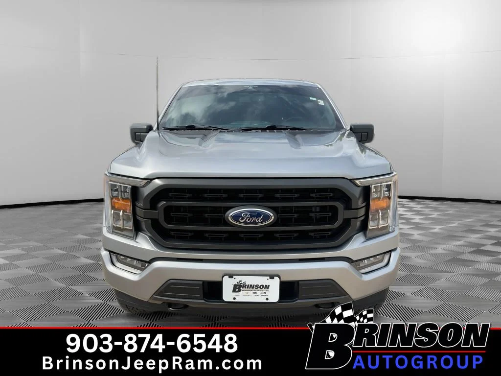 Used 2023 Iconic Silver Metallic Ford XLT image 2