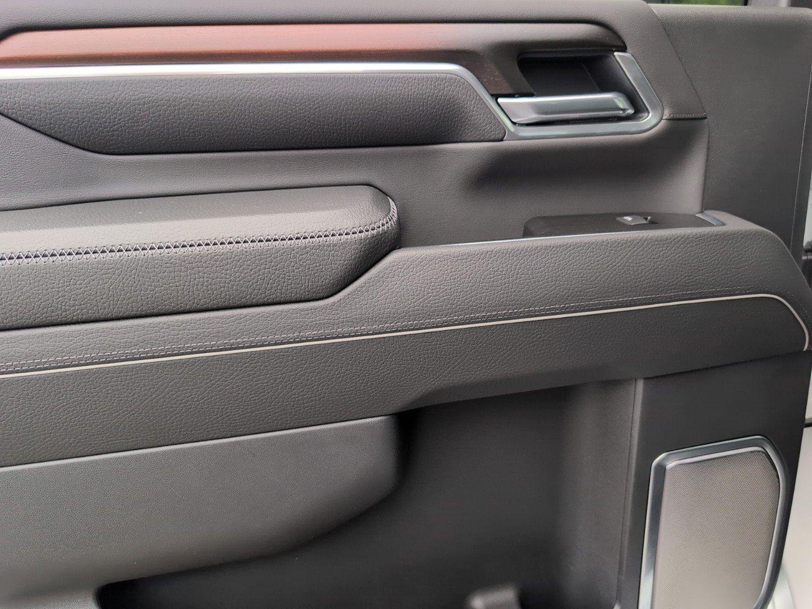 New 2026 Summit White GMC Denali image 38