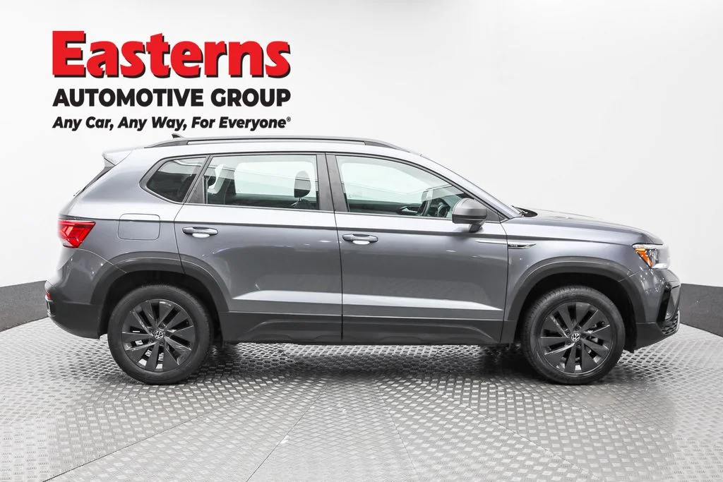 Used 2024 Gray Volkswagen 1.5T S image 4
