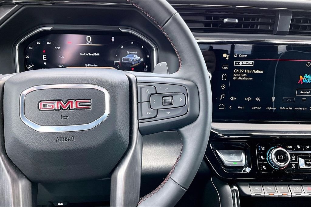 Used 2024 White GMC AT4X image 21
