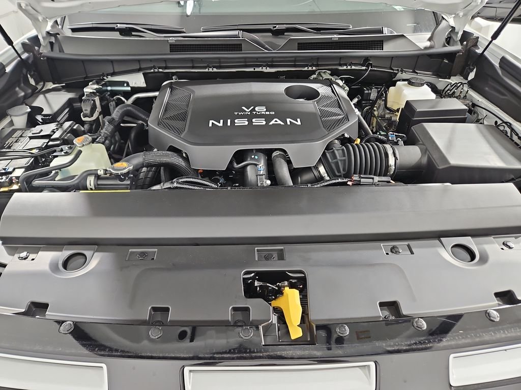2026 Nissan Armada PRO-4X - Photo 21