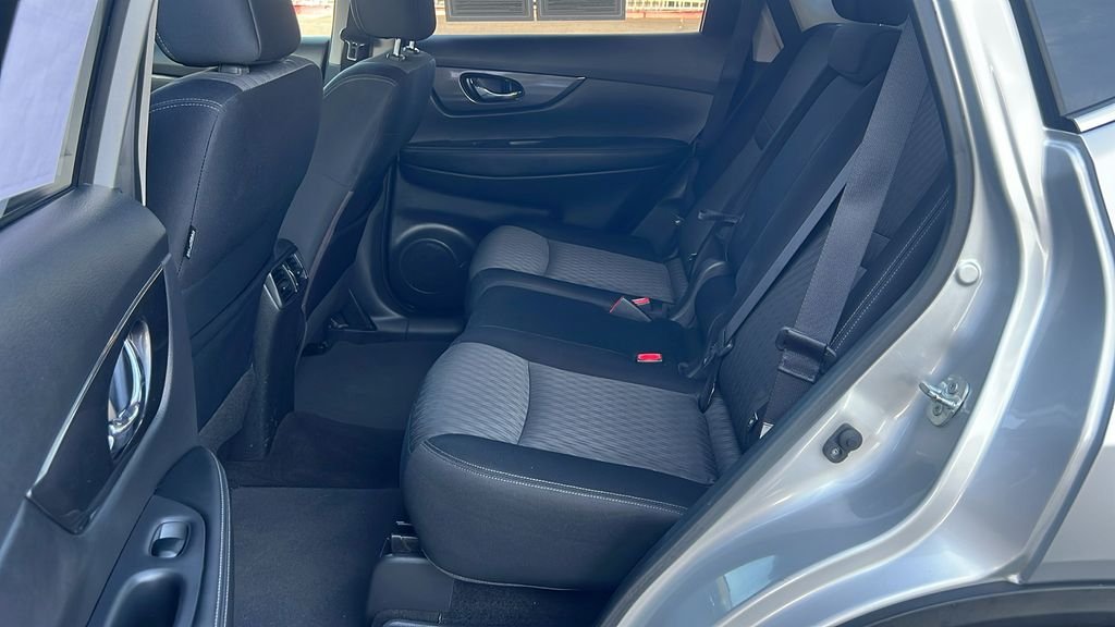 Used 2017 Silver Nissan S image 10