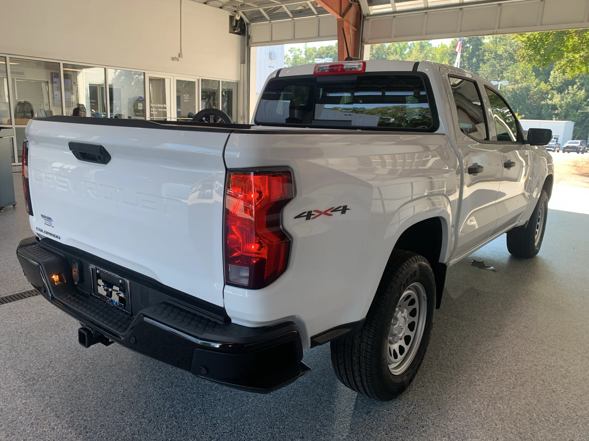 2026 Chevrolet Colorado Work Truck - Photo 10