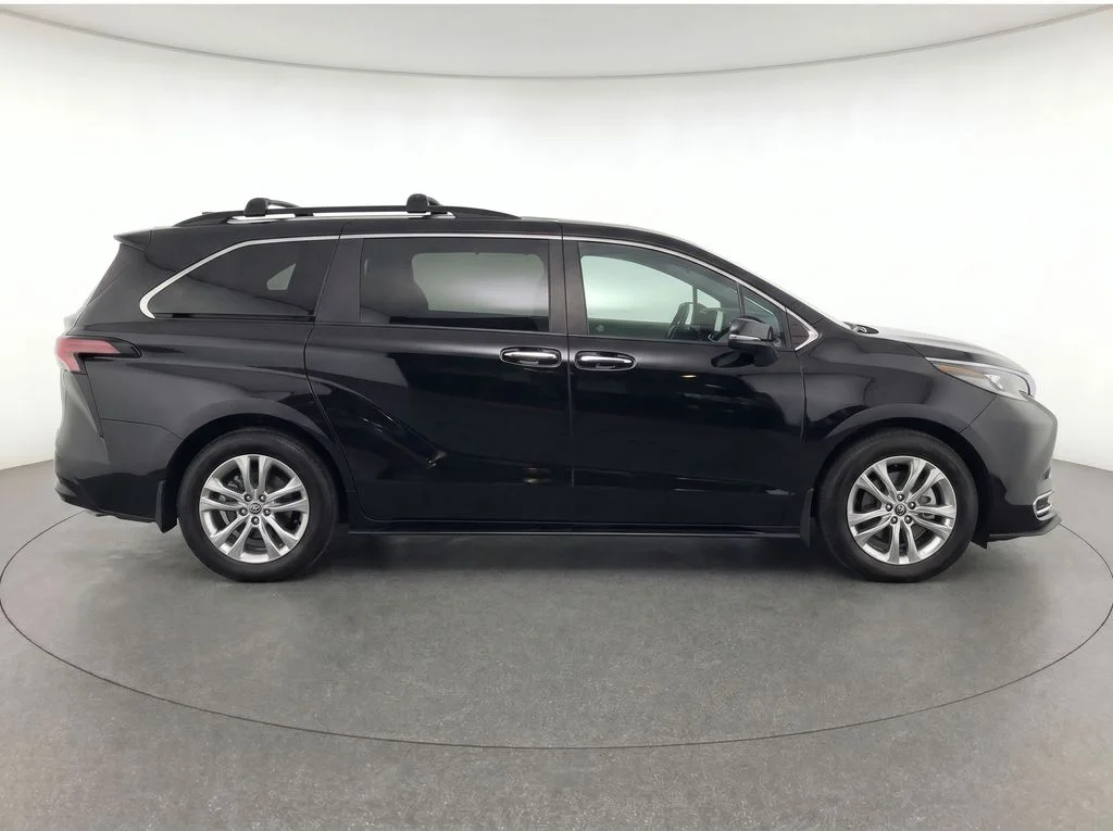 Used 2023 Black Toyota XLE image 8