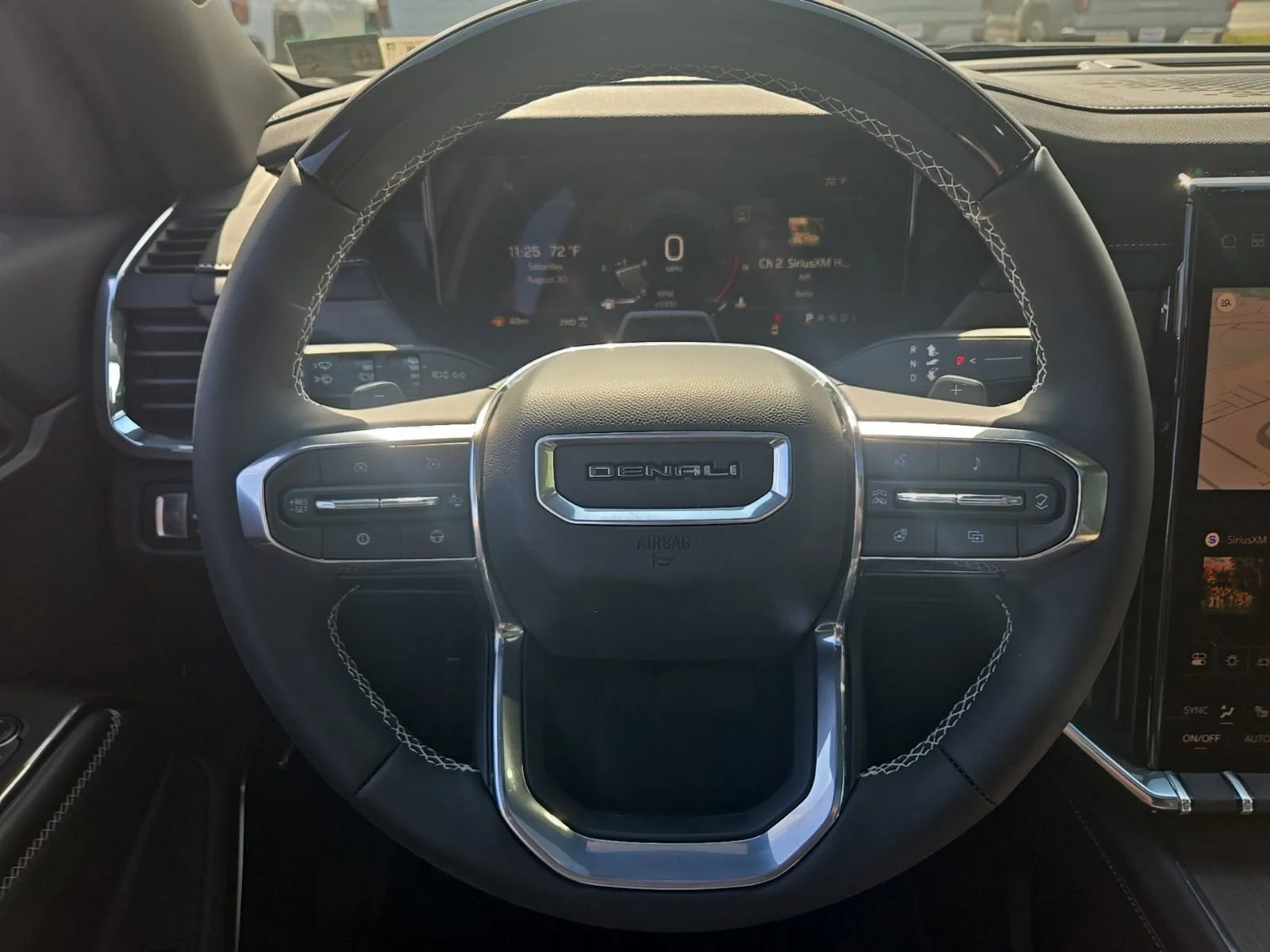 2026 GMC Acadia Denali - Photo 24