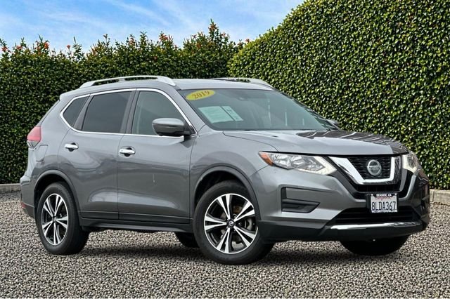 Used 2019 Nissan Rogue SV with VIN JN8AT2MT5KW501417 for sale in Seaside, CA