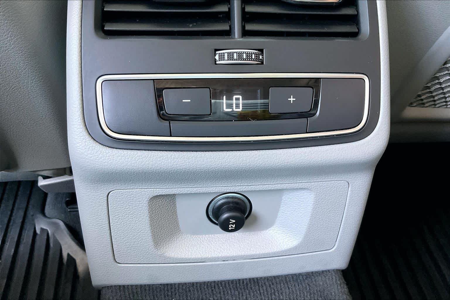 Used 2023 Glacier White Metallic Audi Premium image 32