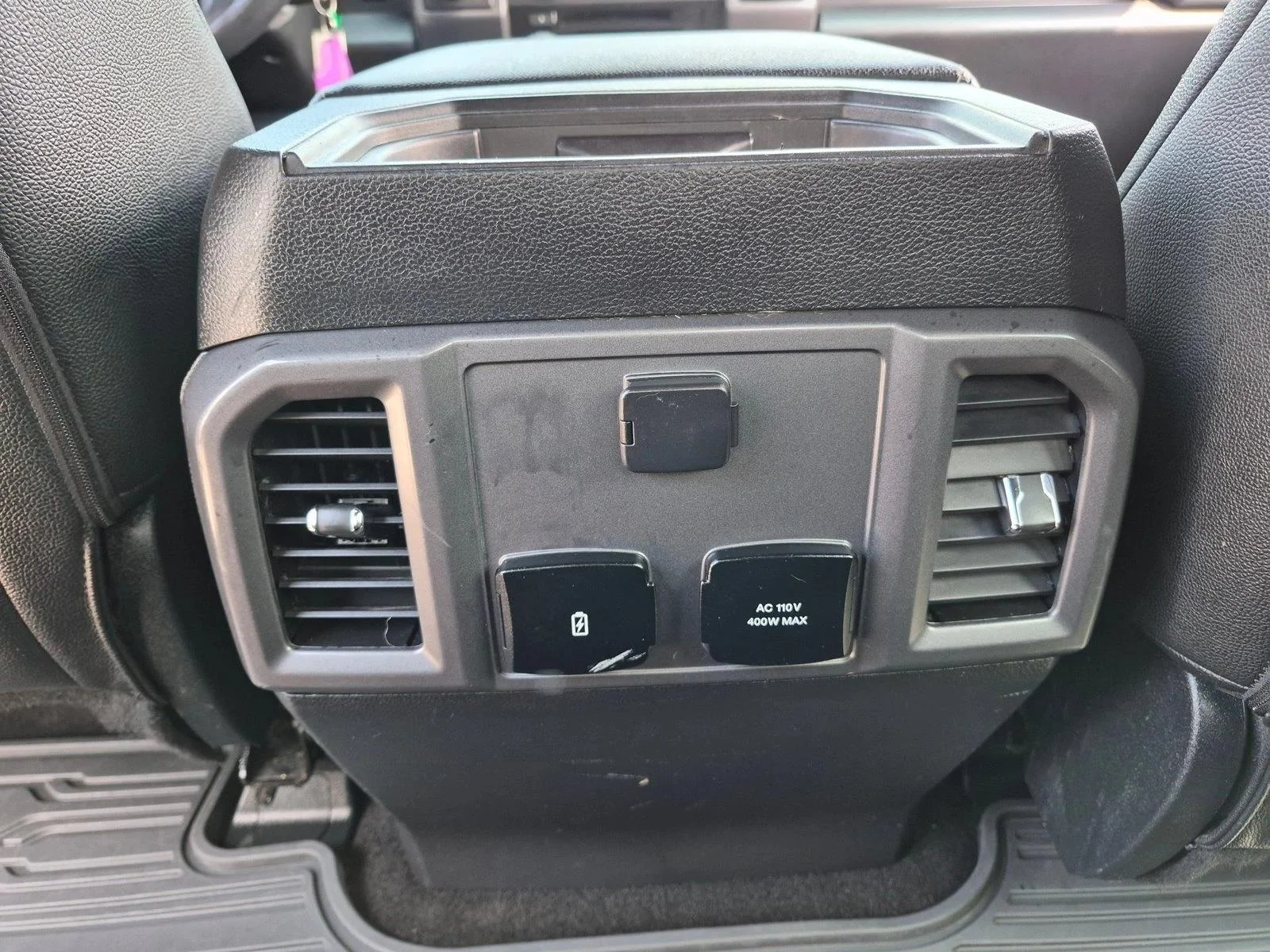 Used 2018 Oxford White Ford XLT image 18