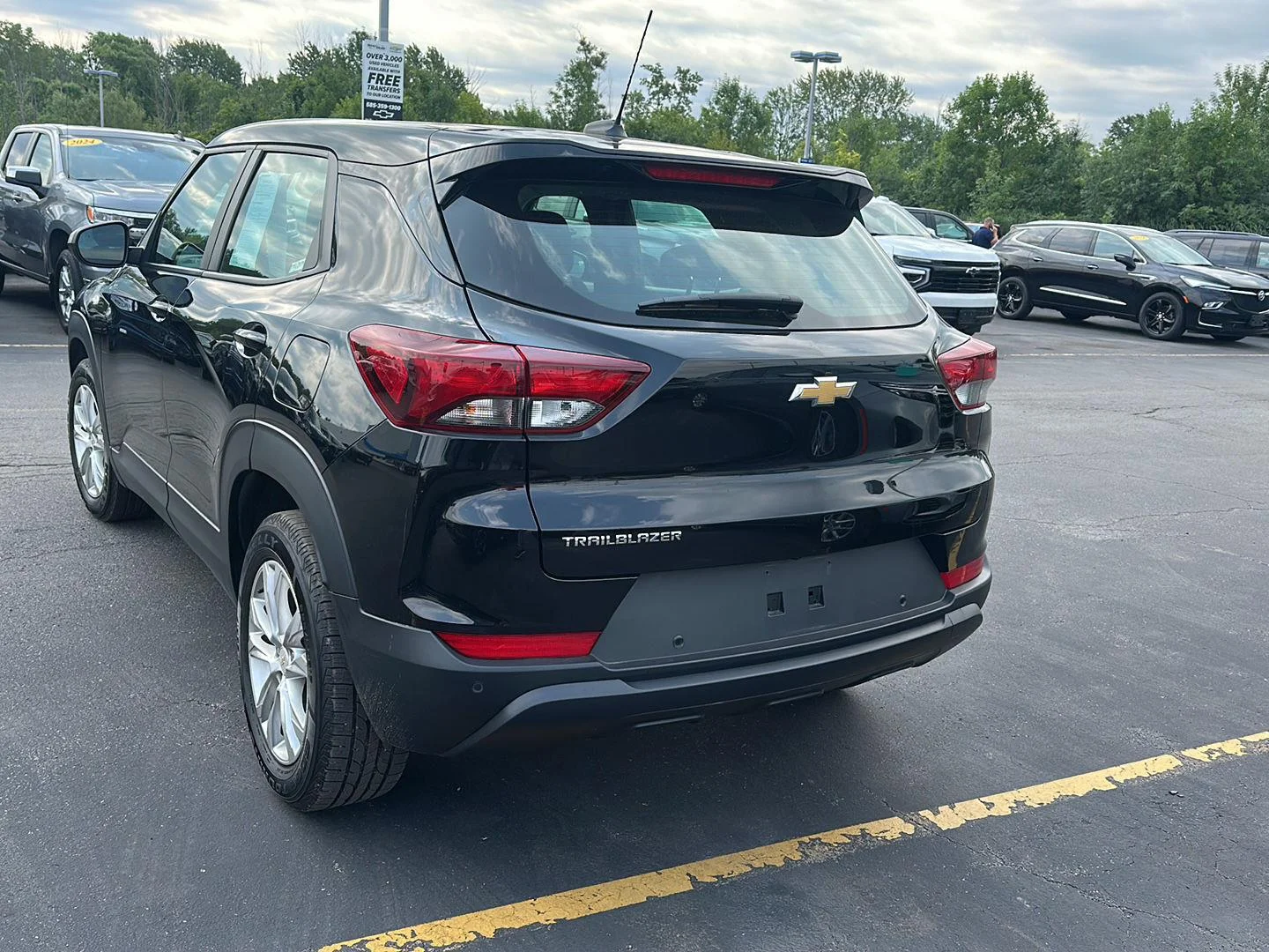 Used 2022 Mosaic Black Metallic Chevrolet LS image 4