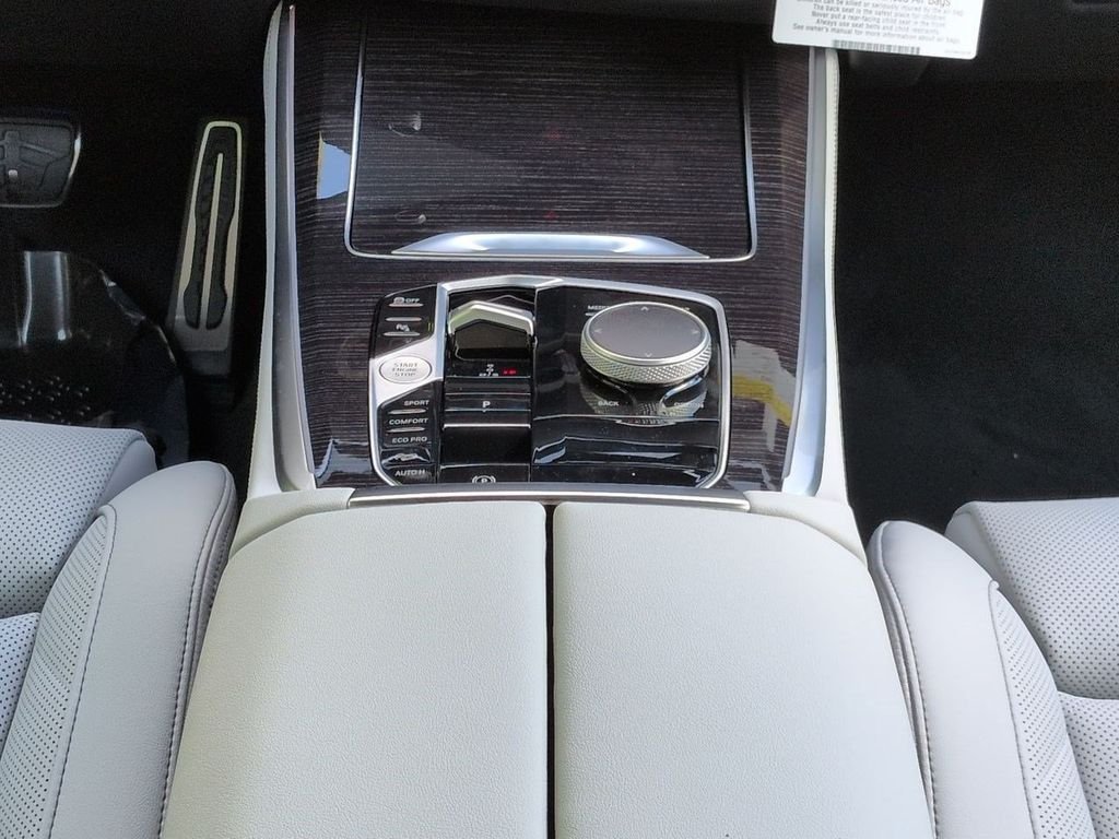 New 2026 Brooklyn Grey Metallic BMW xDrive40i image 19