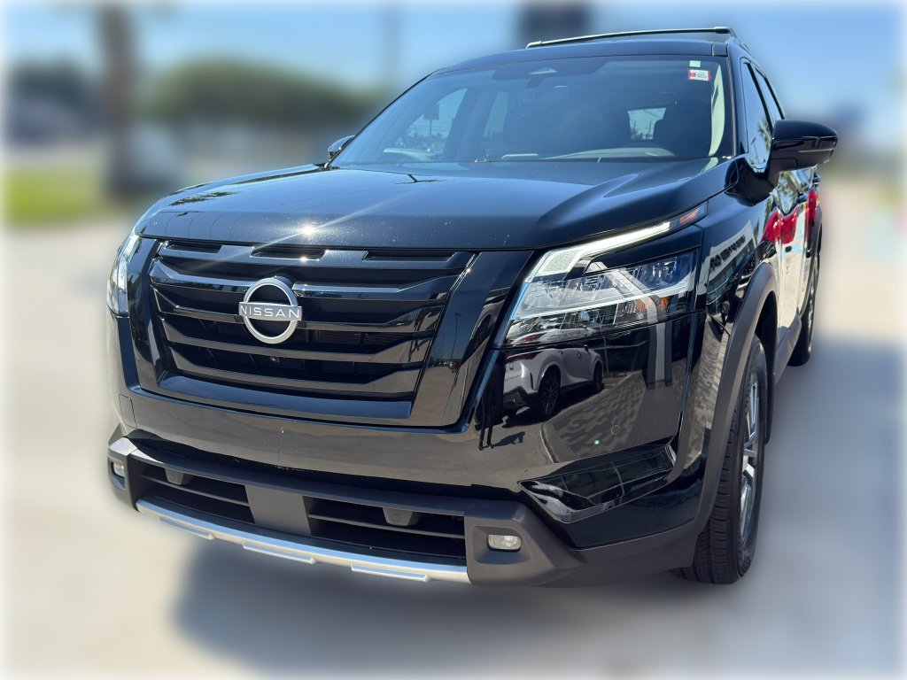 Used 2024 Super Black Nissan SL image 3