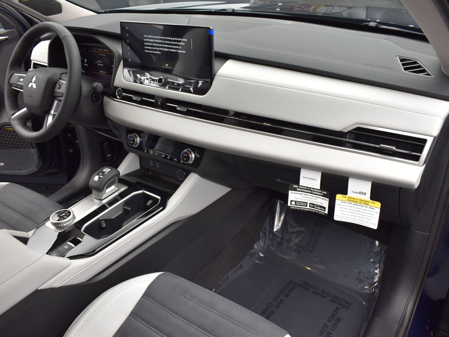 New 2026 Blue Mitsubishi SE 1.5T 2WD image 7