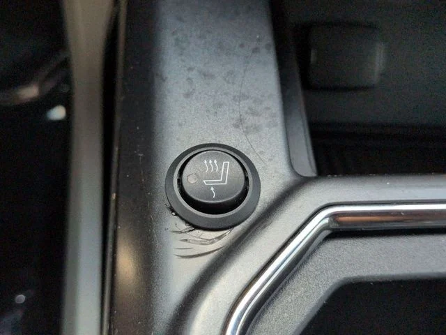Used 2019 Blue Ford XLT image 20