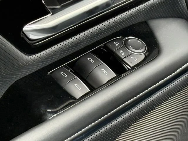 2025 GMC Sierra EV Denali - Photo 61