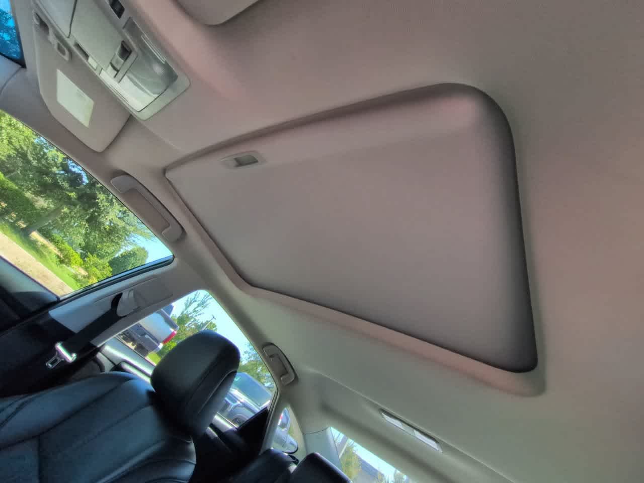 Used 2016 Cosmic Gray Mica Toyota Touring image 19