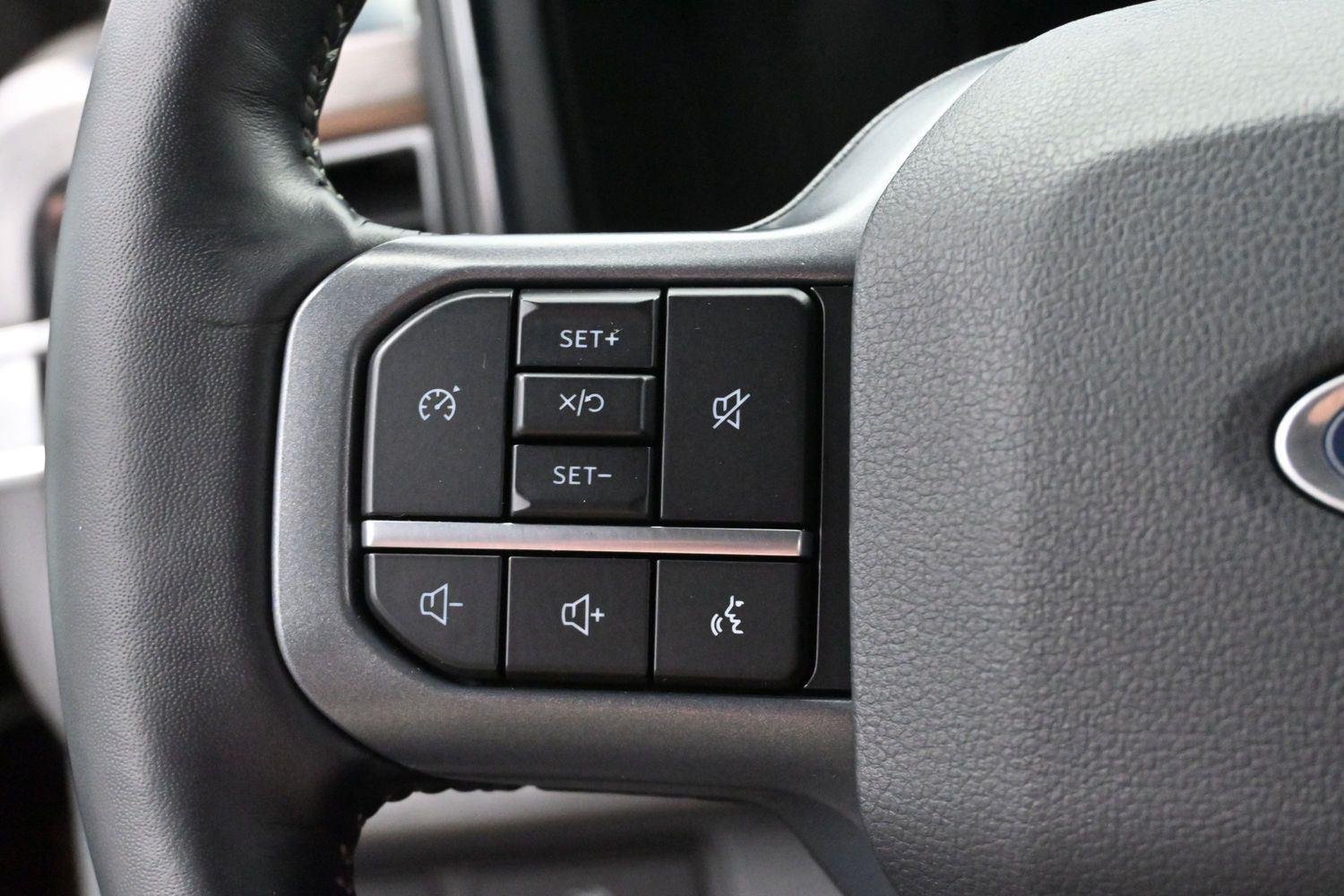 Used 2024 Agate Black Ford LARIAT image 16