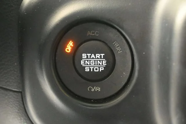 Used 2021 Hydro Blue Pearlc Jeep Sport S image 18