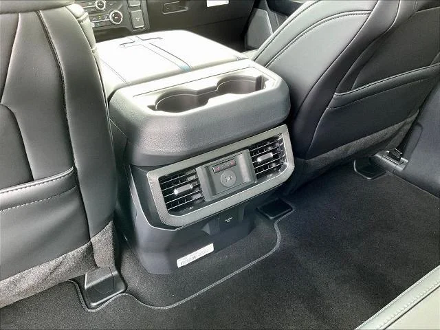2026 Ford F-350 Super Duty Platinum - Photo 53