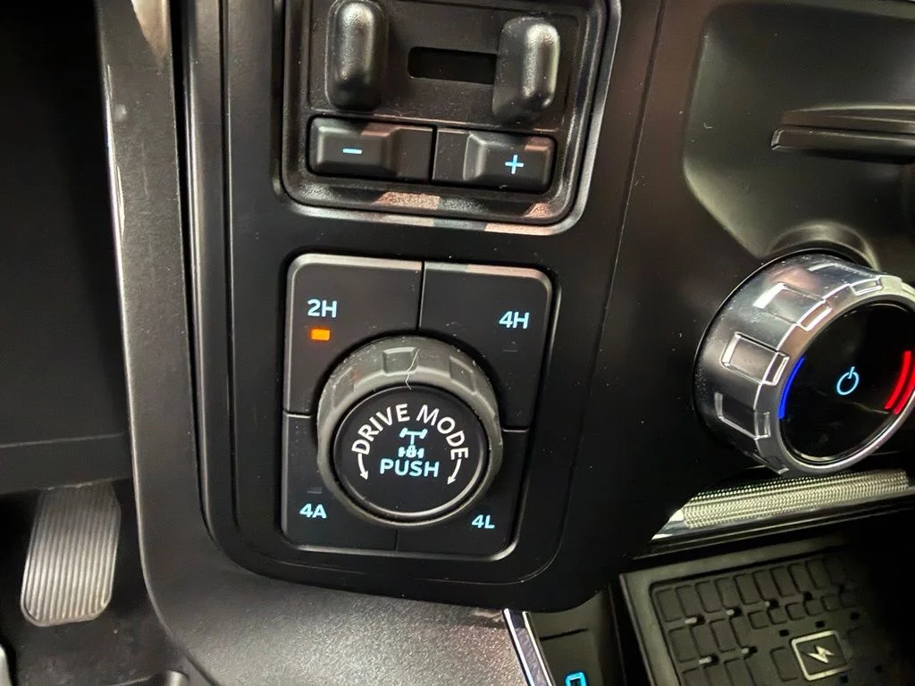 Used 2023 Gray Ford Lariat image 29