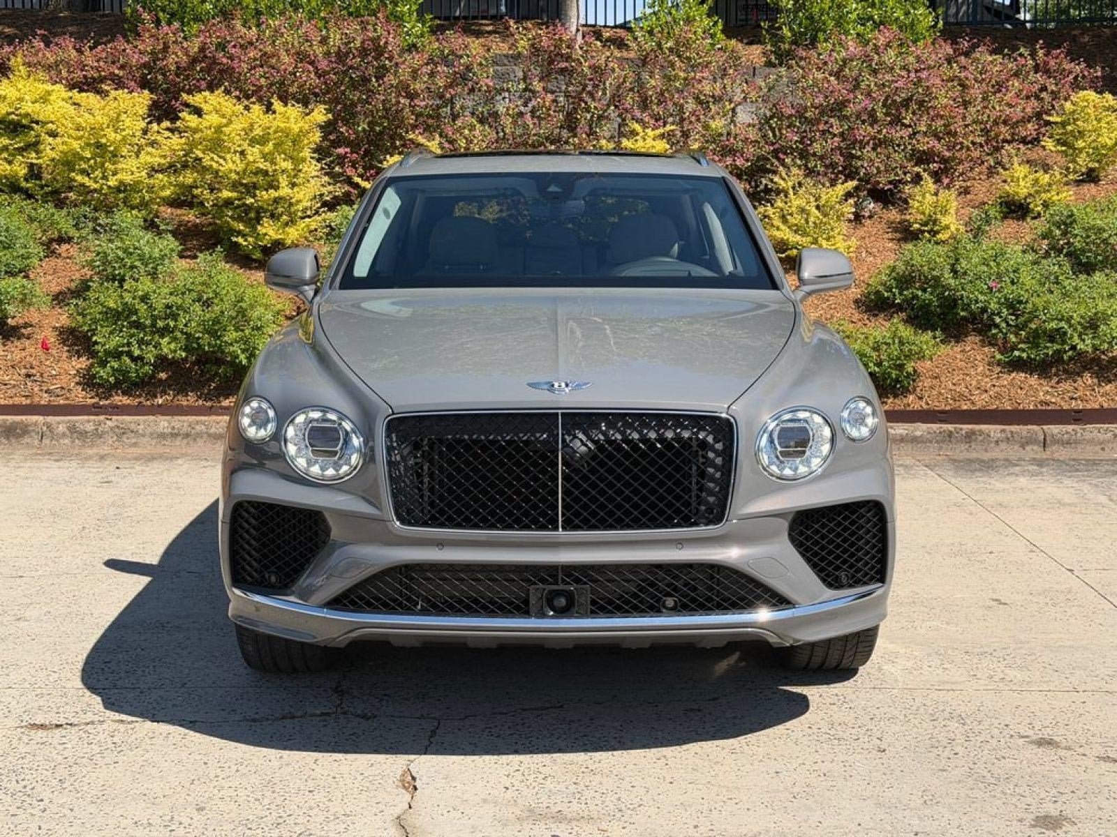 Used 2025 Gravity Gray Bentley Azure image 12