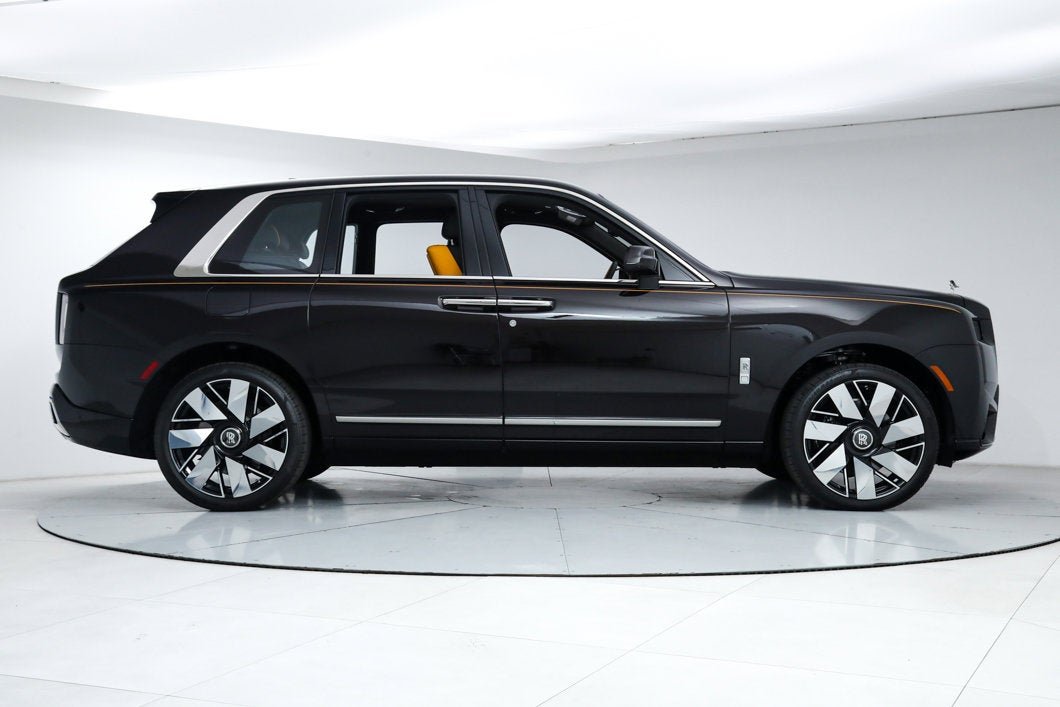 Used 2025 Brown Rolls-Royce  image 7