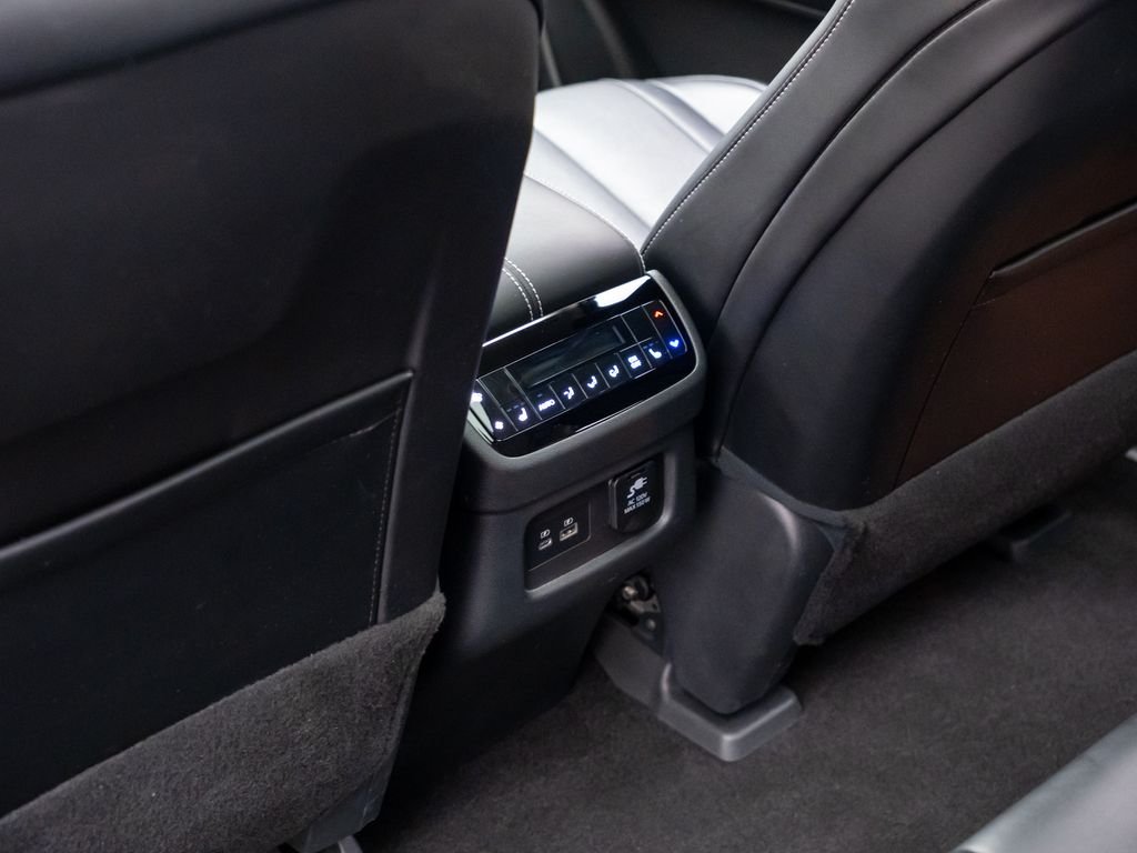 Used 2023 Mineral INFINITI Sensory image 20