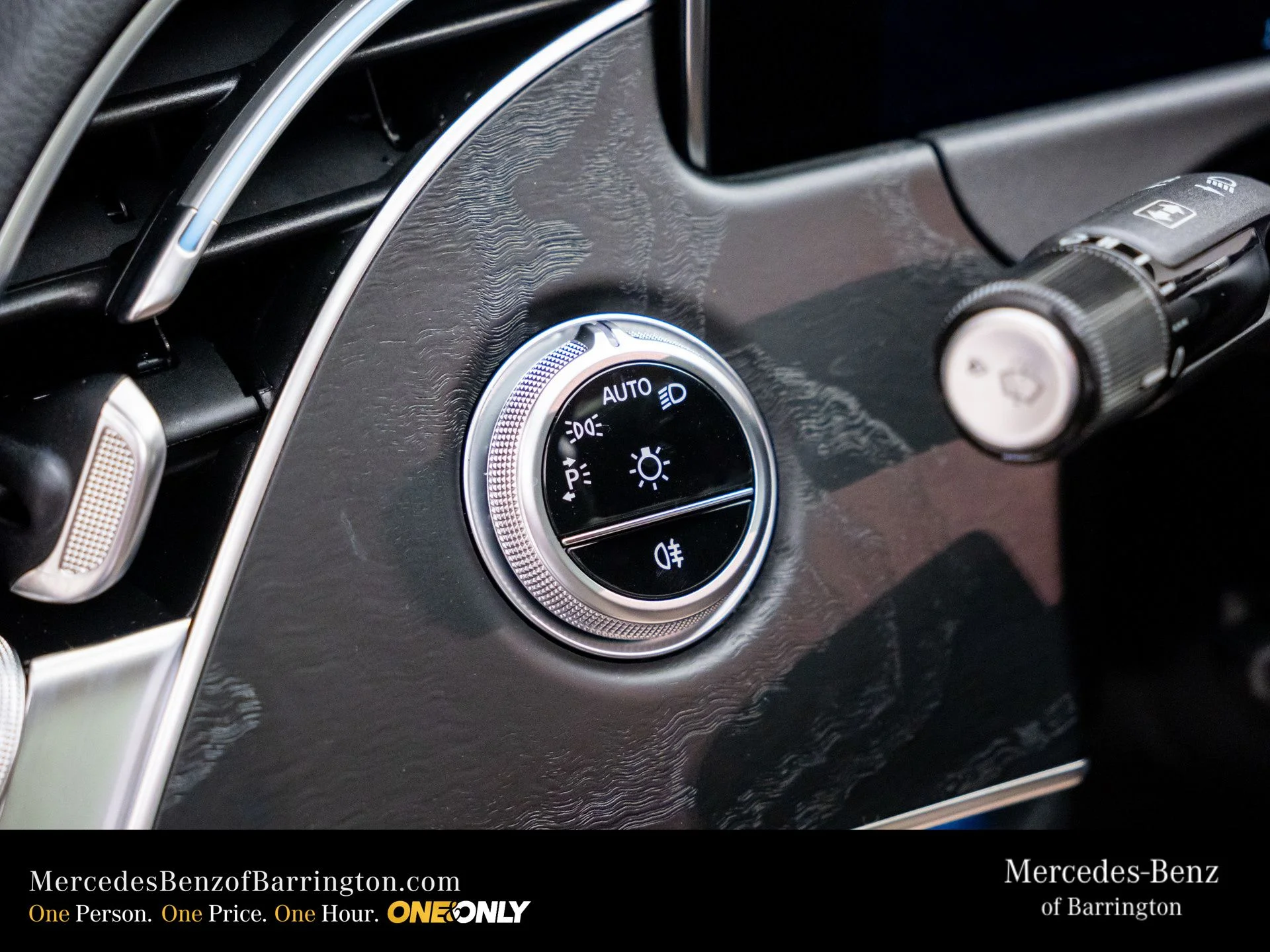 New 2026 Blue Mercedes-Benz E 350 image 22