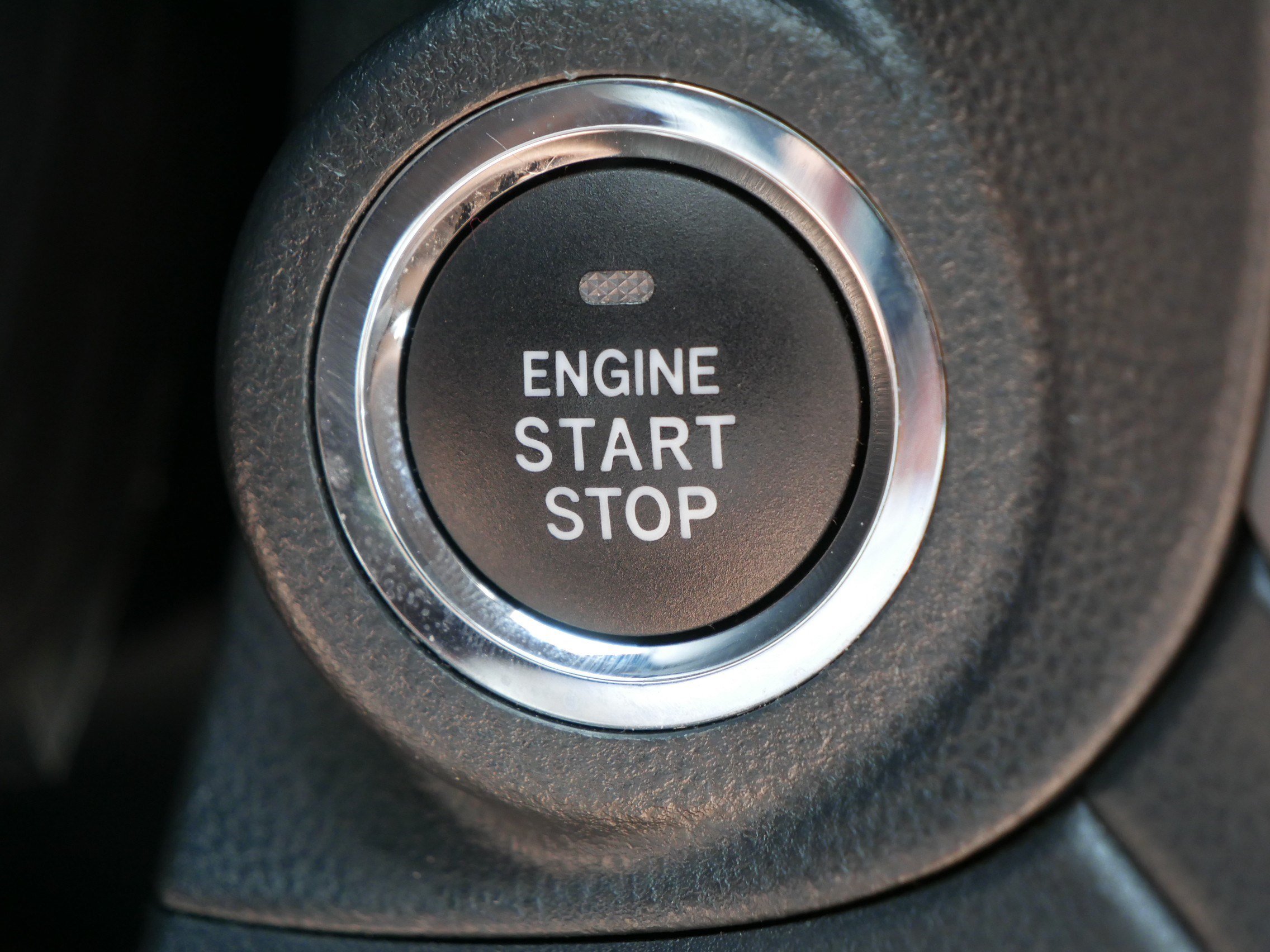 Used 2025 Magnetite Gray Metallic Subaru Onyx Edition image 29