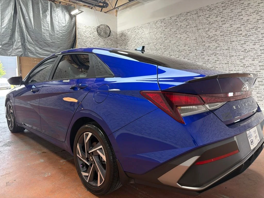 Used 2025 Intense Blue Hyundai SEL Sport image 5