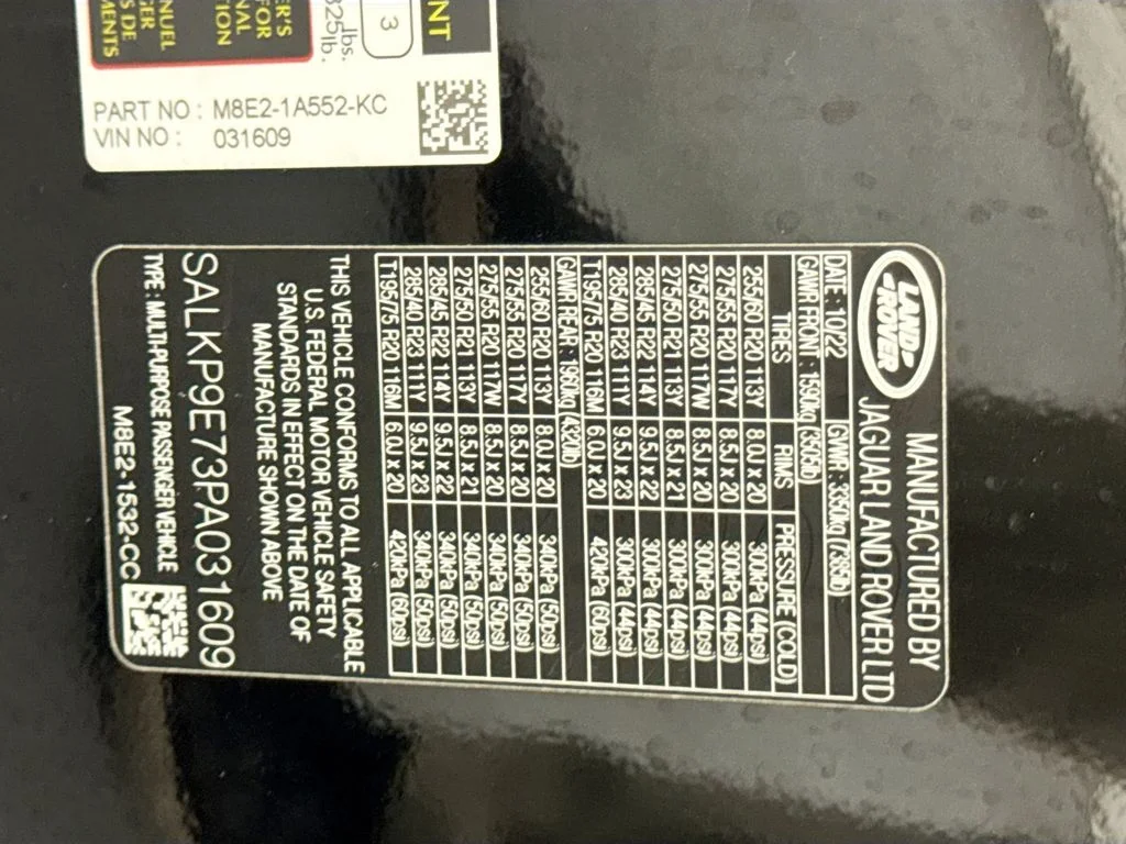 Used 2023 Black Land Rover SE image 33