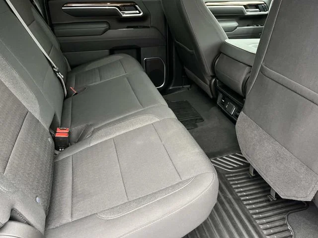 Used 2025 White Chevrolet LT image 19